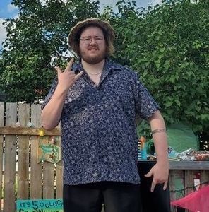 Meet your Posher, Thomas